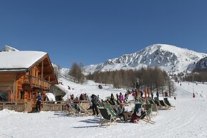 Chalet in Isola Near Ski Slopes