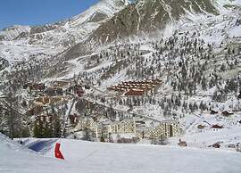 Chalet in Isola Near Ski Slopes