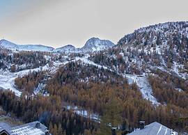 Chalet in Isola Near Ski Slopes