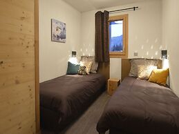 Modern Comfortable Apartment on the Slopes in Les Menuires