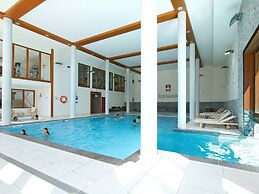 Ski Retreat With Pool