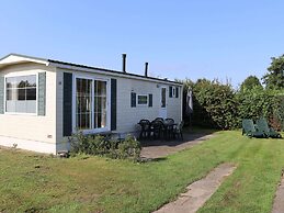 Chalet in Duinhoeve With Van Gogh Style