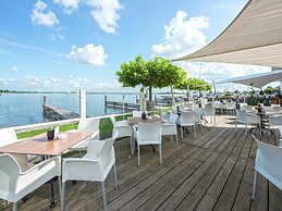 Harbour Lodge at Uitgeestermeer View