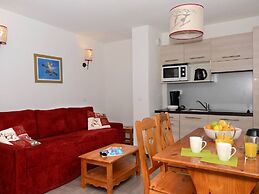 Cozy Alpine Stay in Vars