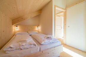 Amazing Chalet With Sauna
