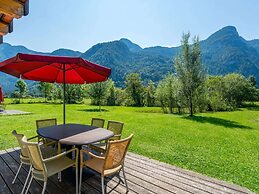 Beautiful Chalet in Obertraun With Garden
