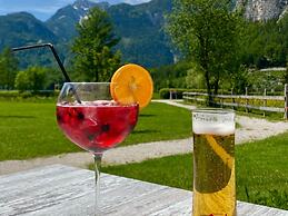 Beautiful Chalet in Obertraun With Garden
