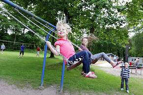 Glamping With Comfort in Ijhorst