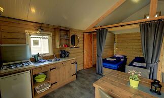 Glamping With Comfort in Ijhorst