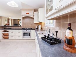 Villa in Cazals With Pool & Lake Nearby