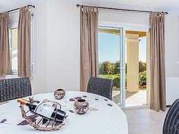 Villa in Cazals With Pool & Lake Nearby