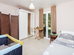 Villa in Cazals With Pool & Lake Nearby