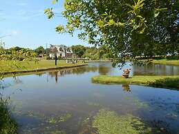 Peaceful Garden Retreat, Epiniac