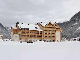 Apartment in Gosau With a Shared Sauna