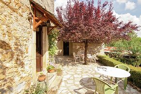 Lakeside Cottage Roziers Retreat