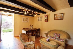 Lakeside Cottage Roziers Retreat