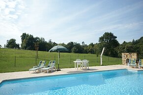 Historic Dordogne Escape