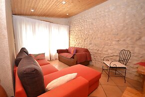 Cosy House With Private Pool Near Valence