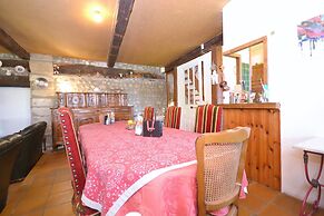 Cosy House With Private Pool Near Valence