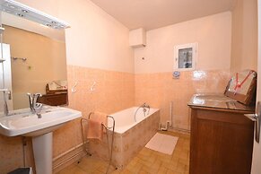 Cosy House With Private Pool Near Valence