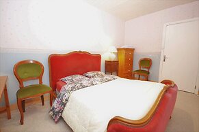 Cosy House With Private Pool Near Valence