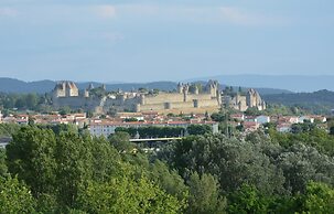 Spacious Villa Retreat in Carcassonne