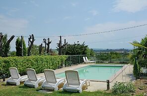 Spacious Villa Retreat in Carcassonne