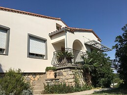 Spacious Villa Retreat in Carcassonne