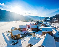 Lovely Chalet With Whirlpool