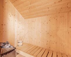 Lovely Chalet With Whirlpool