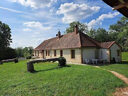 Comfortable Holiday Home With Spacious Garden