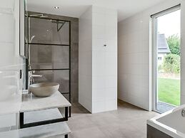 Bungalow in Texel Near National Park Dunes