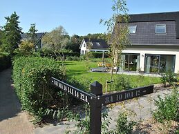Bungalow in Texel Near National Park Dunes
