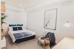 mascot apartment