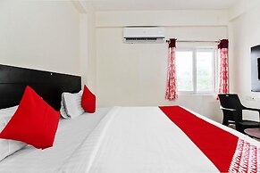 OYO 63021 Hotel Hill 9