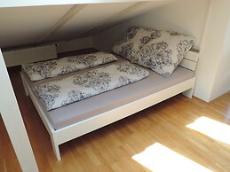 Casa Mila Monika