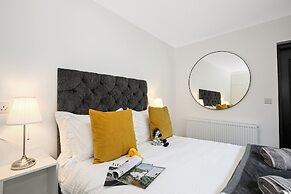 TYME Suites on Kingsway