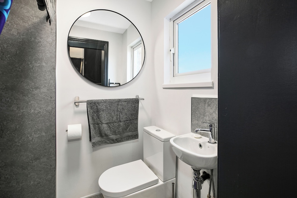 TYME Suites on Kingsway
