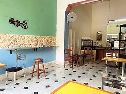 OYO Posada Espinosa, Mérida, Parque de Santa Ana