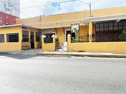 OYO Posada Espinosa, Mérida, Parque de Santa Ana