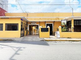 OYO Posada Espinosa, Mérida, Parque de Santa Ana