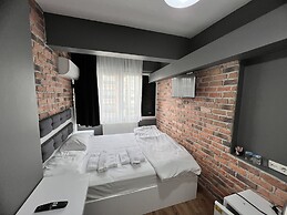 Karaca Suite