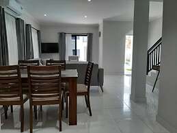 Blue Ocean Apartments  Brufut