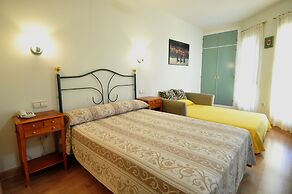 Hotel Apartamentos Aralso Sotillo