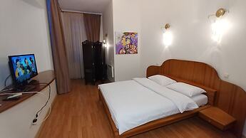 Kyiv Apartments