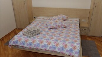 Kyiv Apartments