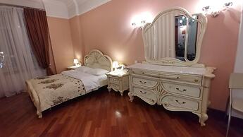 Kyiv Apartments