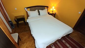 Kyiv Apartments