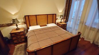 Kyiv Apartments