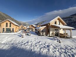 Premium Chalet With Whirlpool